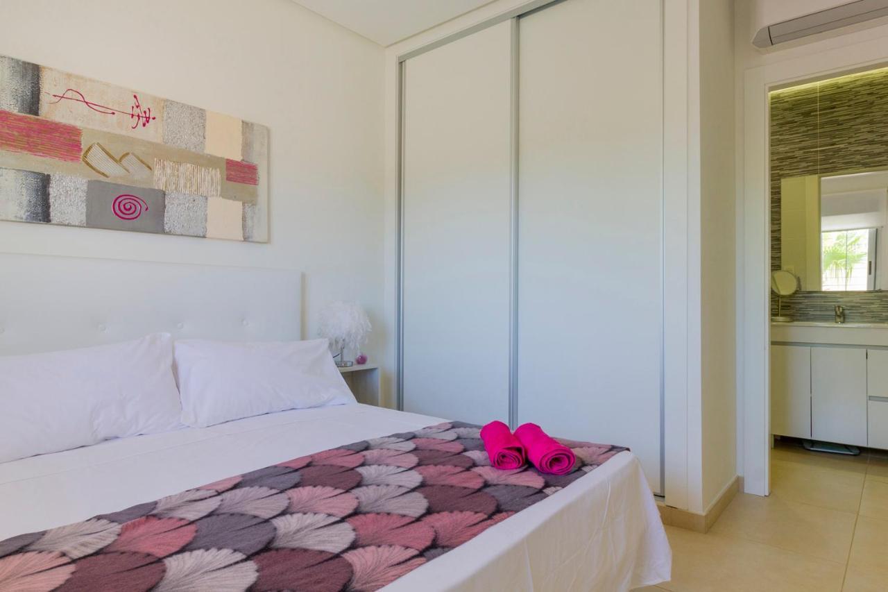 Bungalow Pink Garden Orihuela Esterno foto